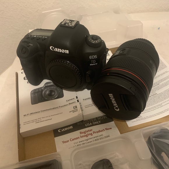 Canon CAMERA MARK IV KIT WITH LENS - Picture 2 of 11